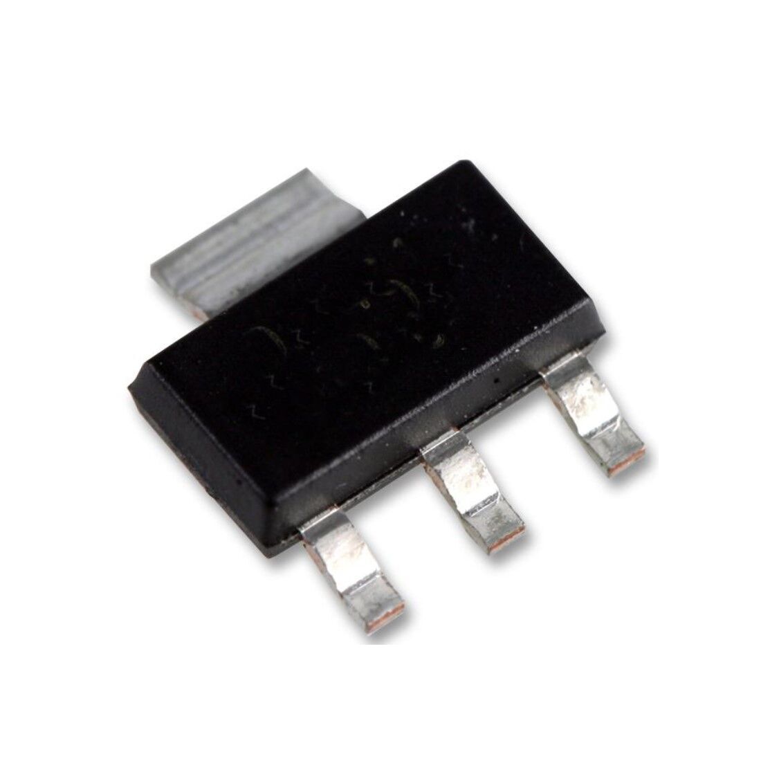Z0107MN (Z7M), 600V 1A SOT-223 SMD Triyak