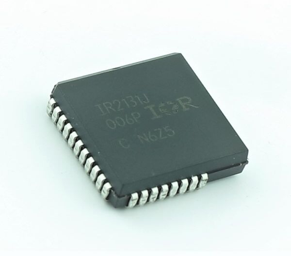 IR2131J, IR2131, PLCC-32 SMD Entegre Devre