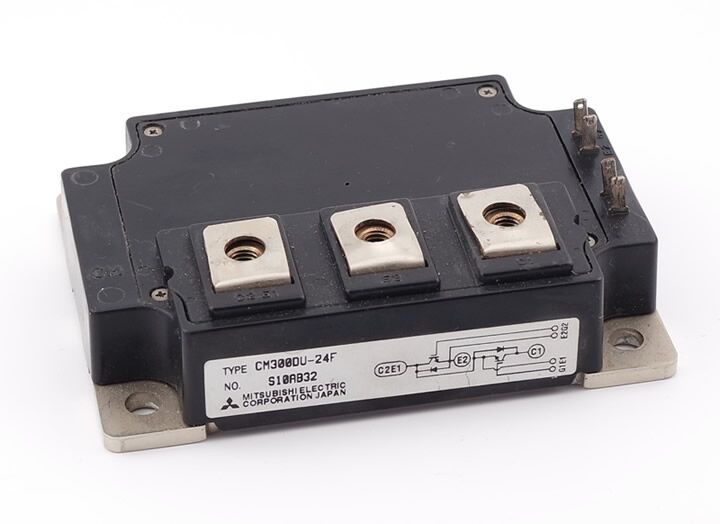 CM300DU-24F, IGBT Modül