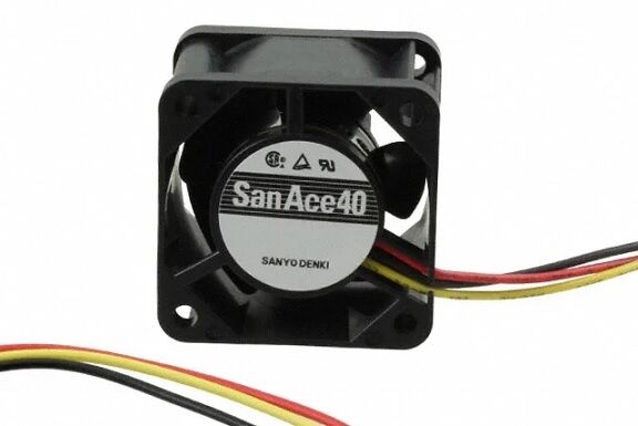 109P0424J3D013, 40x40x28mm 24VDC 0.18A 3 Kablolu Fan